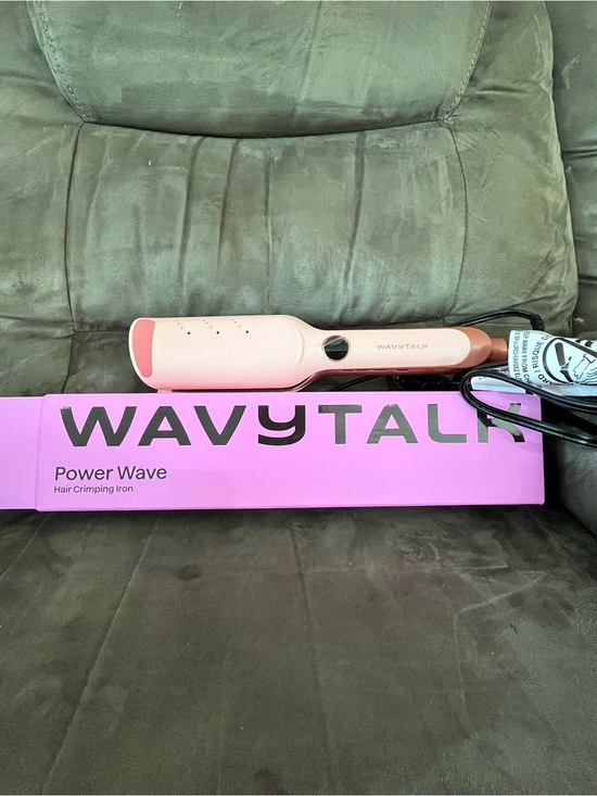 Wavytalk Other - WavyTalk Power Wave Hair Crimping Iron — Pink